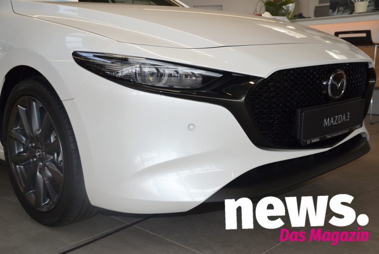 Vorstellung neuer Mazda 3 bei Piper Automobile in Minden
